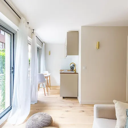 Lavie Maison Balneo Garden Flat Μπορντό