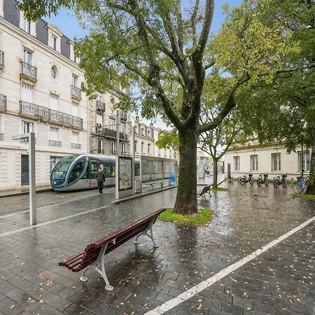 Lavie Maison Balneo Garden Flat Μπορντό