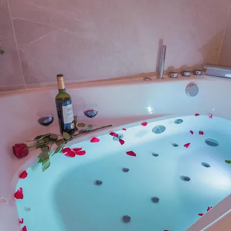 Lavie Maison Balneo Garden Flat *