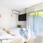 Lavie Maison Balneo Garden Flat Apartment