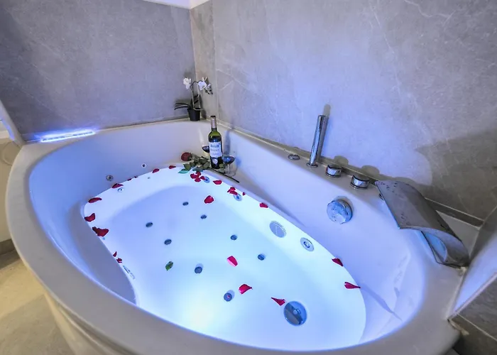 Lavie Maison Balneo Garden Flat Bordéus